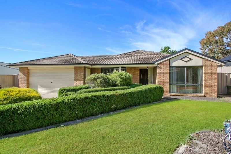 6 Bisque Court Wodonga Vic 3690 House For Rent 390 Domain