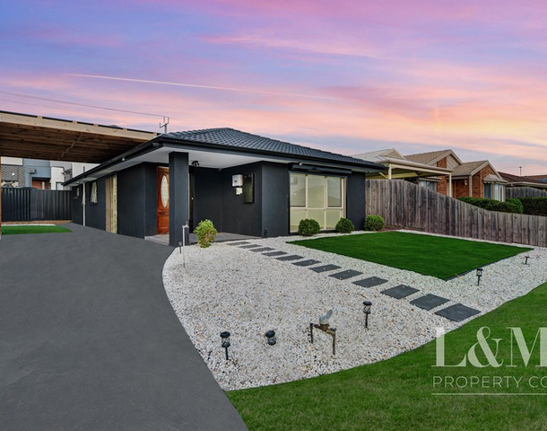 6 Binnak Court, Meadow Heights VIC 3048