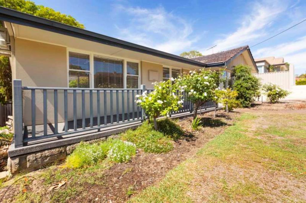 4 bedrooms House in 12 Moray Avenue FLOREAT WA, 6014