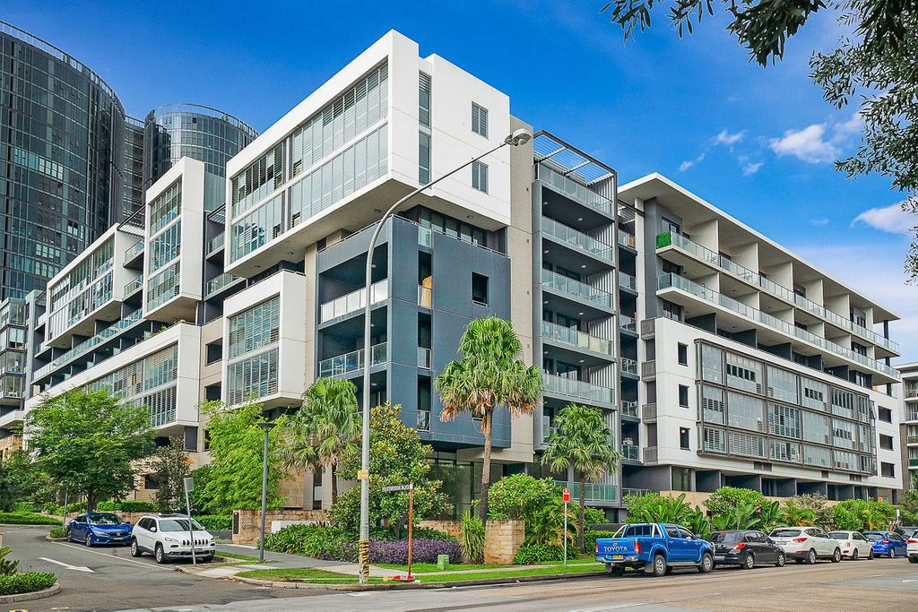 1 bedrooms Apartment / Unit / Flat in 201/47 Hill Road WENTWORTH POINT NSW, 2127