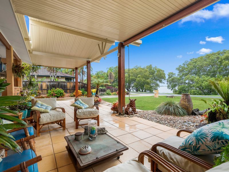 16 Timothy Esplanade, Beachmere Property History & Address Research