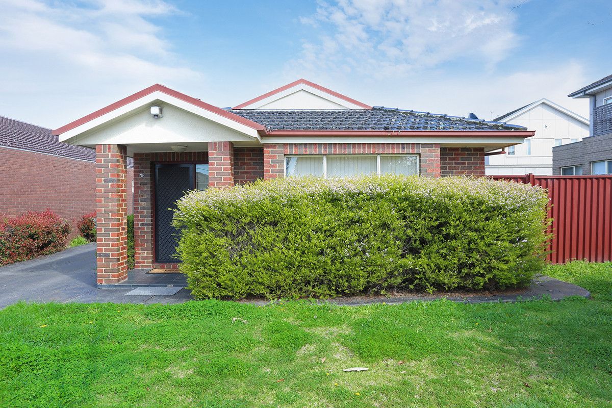 19 Hubert Avenue, Glenroy VIC 3046