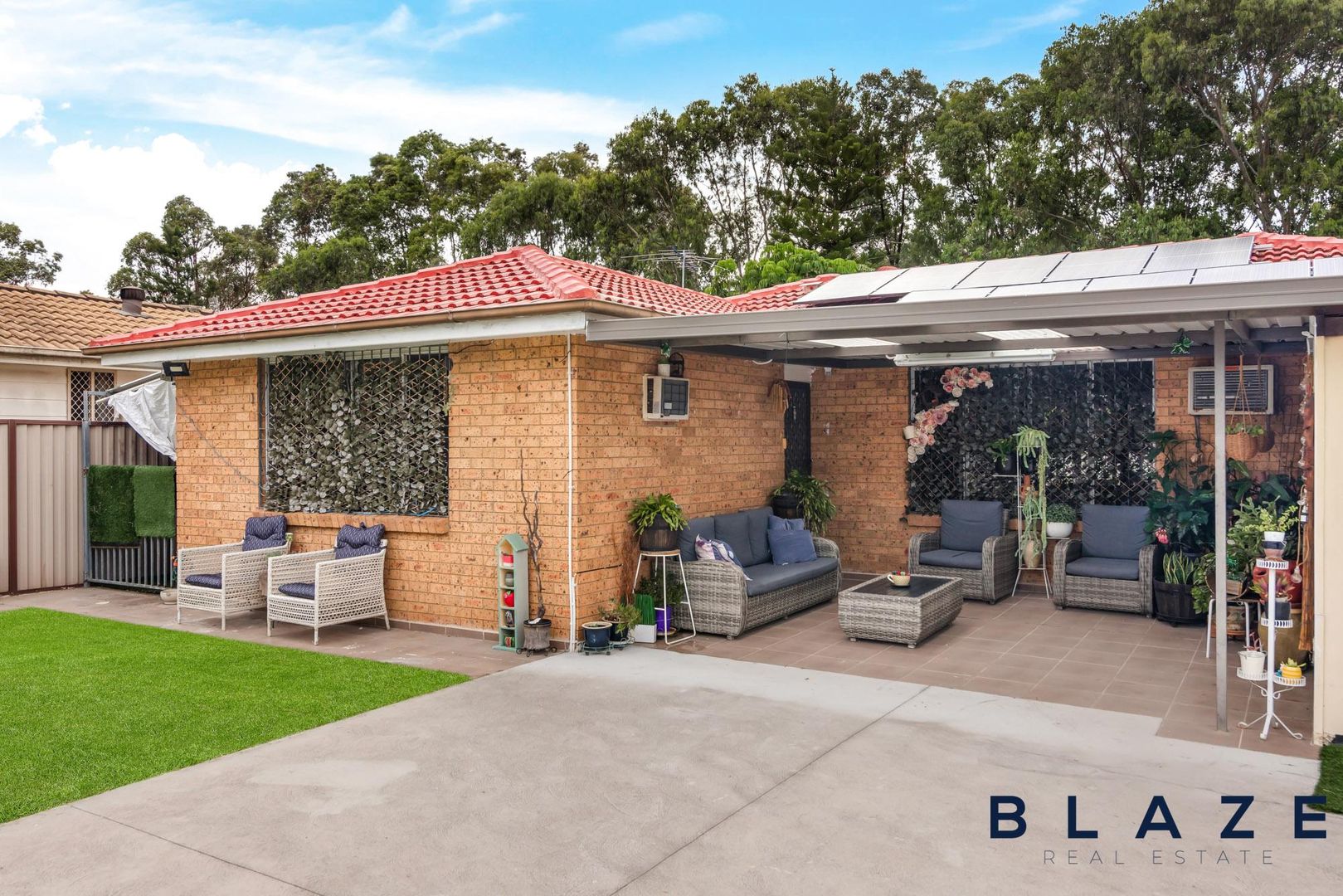 10 Napier Place, Bossley Park NSW 2176, Image 1