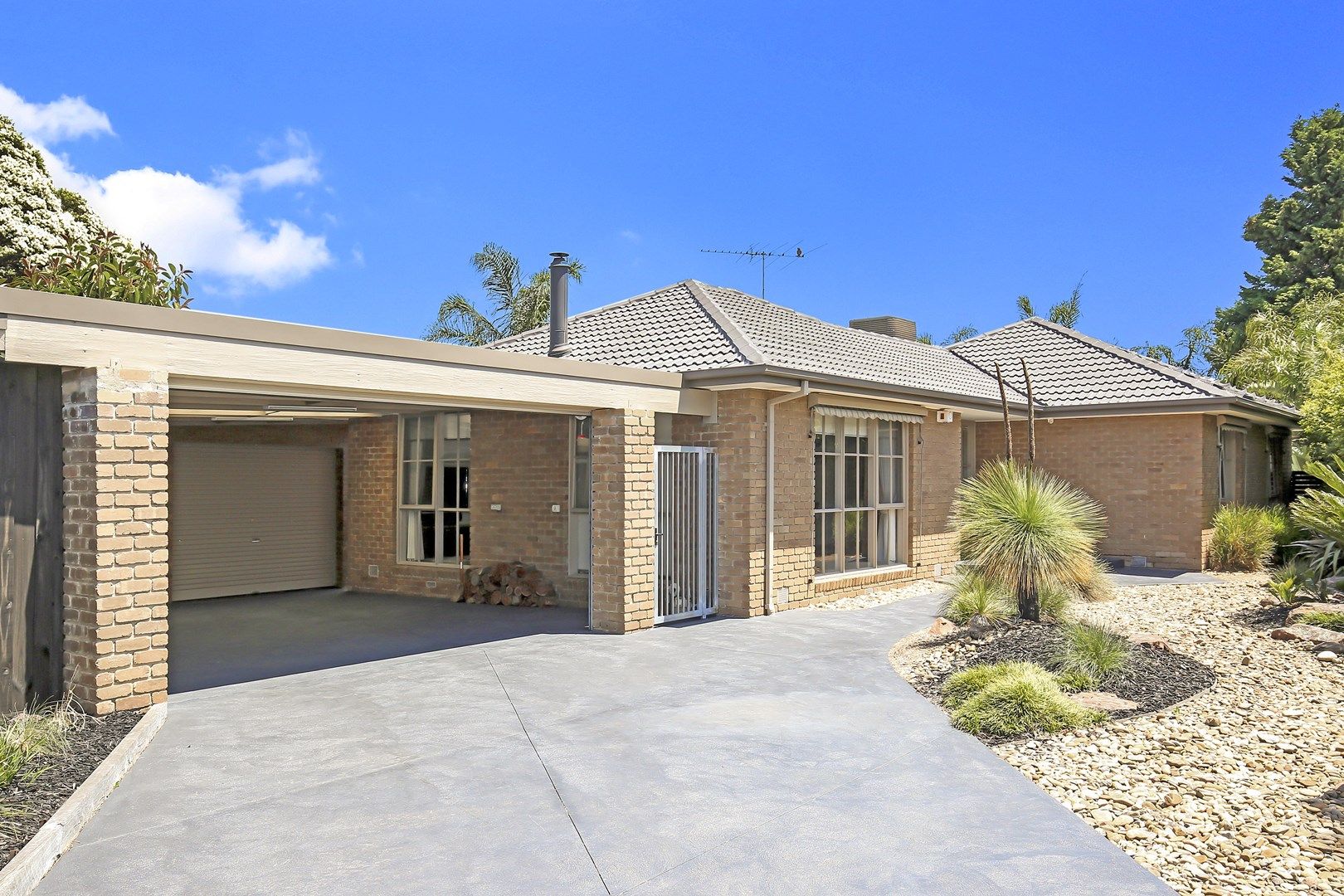 2 Tyrol Court, Epping VIC 3076, Image 0