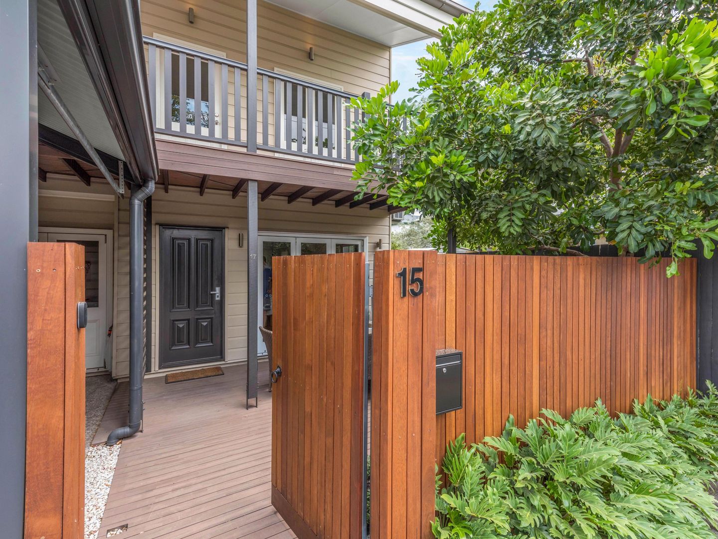 15 Elliott Street, Kangaroo Point QLD 4169, Image 1