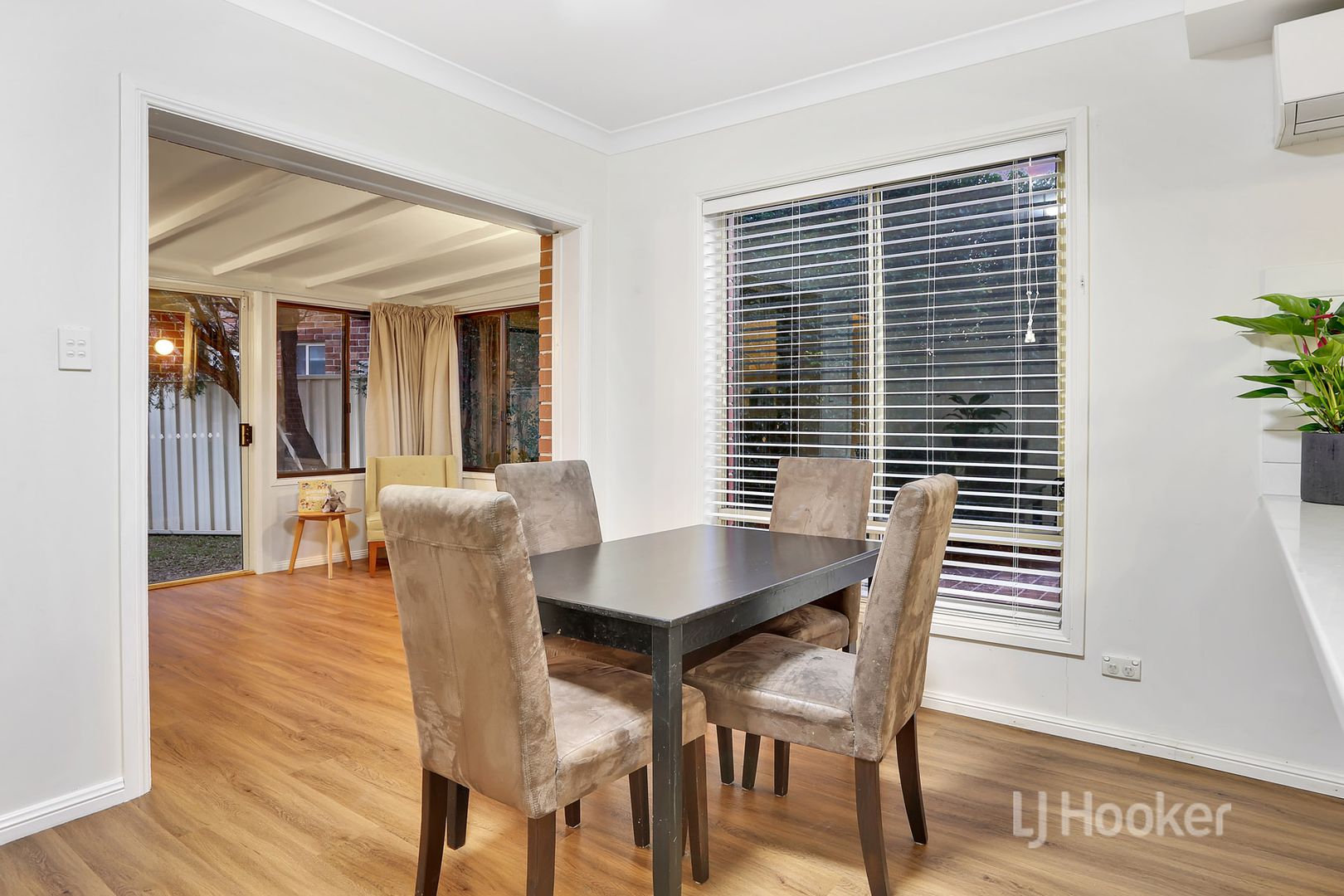 9 Dairy Court, Glenwood NSW 2768, Image 2