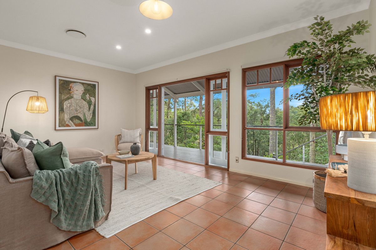 82 Spotted Gum Drive, Tapitallee NSW 2540, Image 2