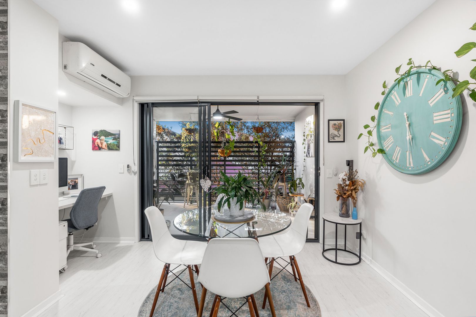 6/255 Cavendish Road, Coorparoo QLD 4151, Image 2