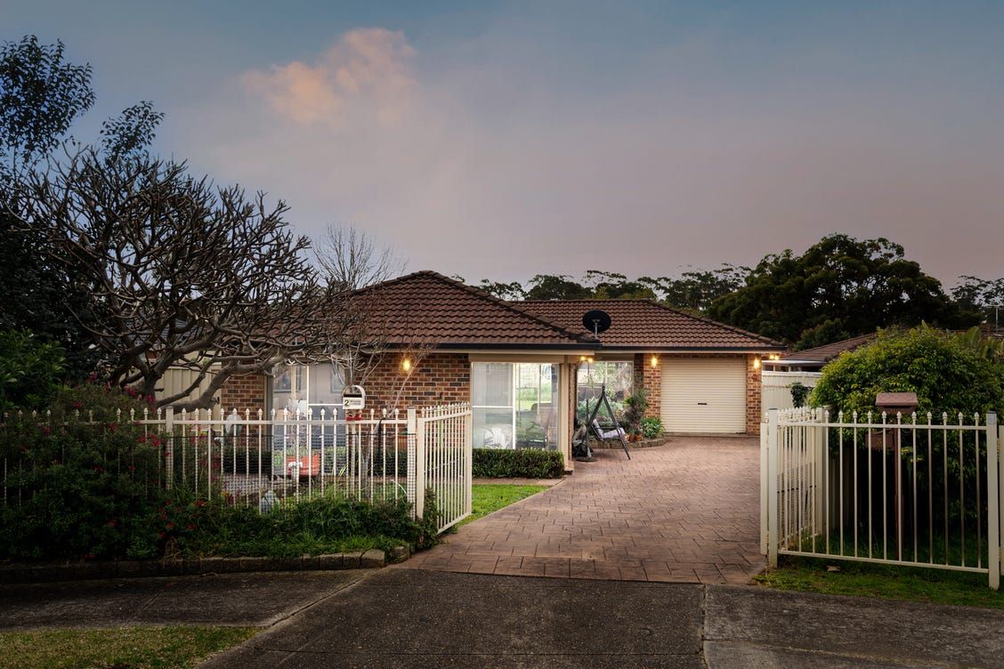 3 bedrooms House in 2 Garreffa Close EDENSOR PARK NSW, 2176