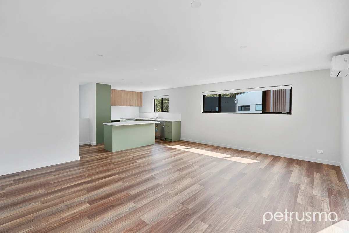 Additional image 5 of 1&2/28 Nayuka Street, Geilston Bay TAS 7015