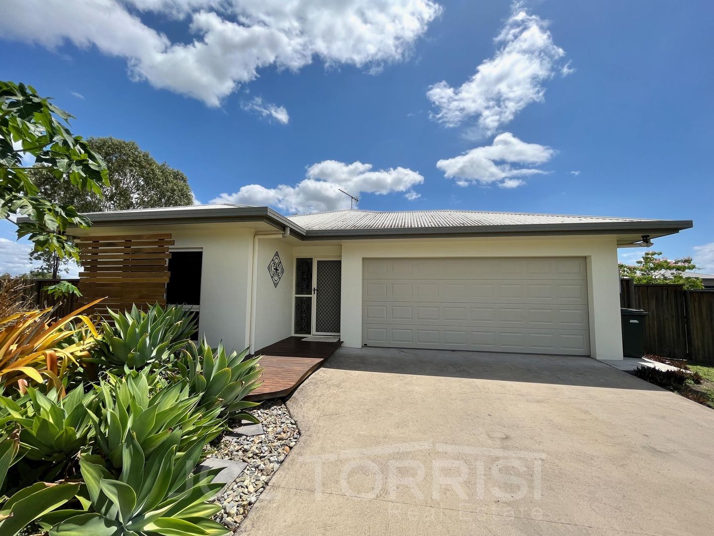 16 Leinster Drive, Mareeba QLD 4880, Image 1