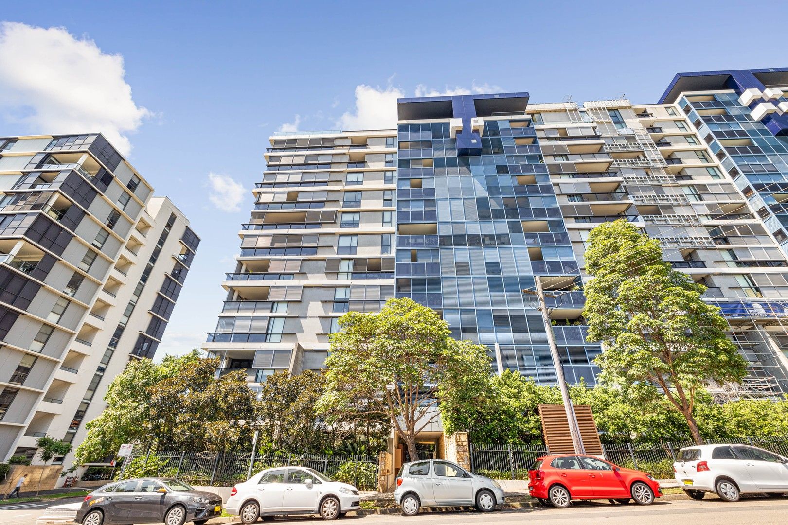1 bedrooms Apartment / Unit / Flat in 401/5 Sterling Cct CAMPERDOWN NSW, 2050