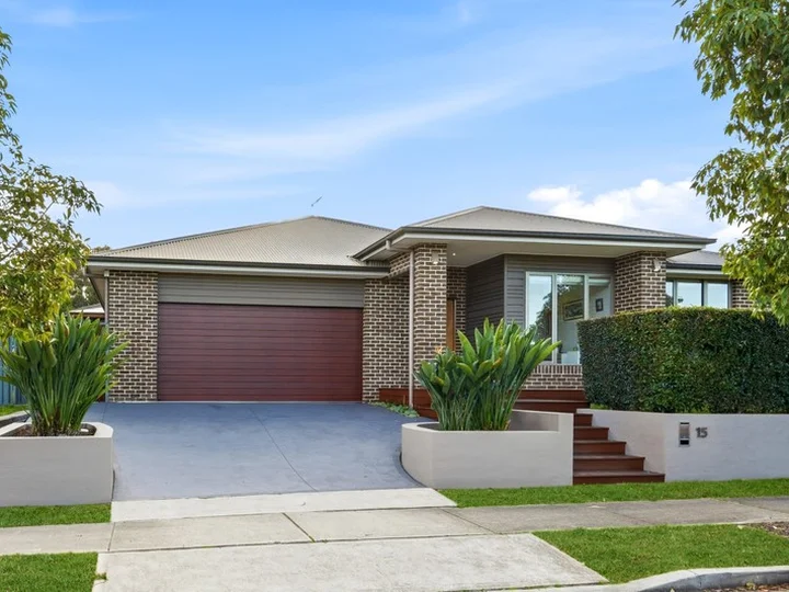 15 Nottingham Street, Jordan Springs NSW 2747