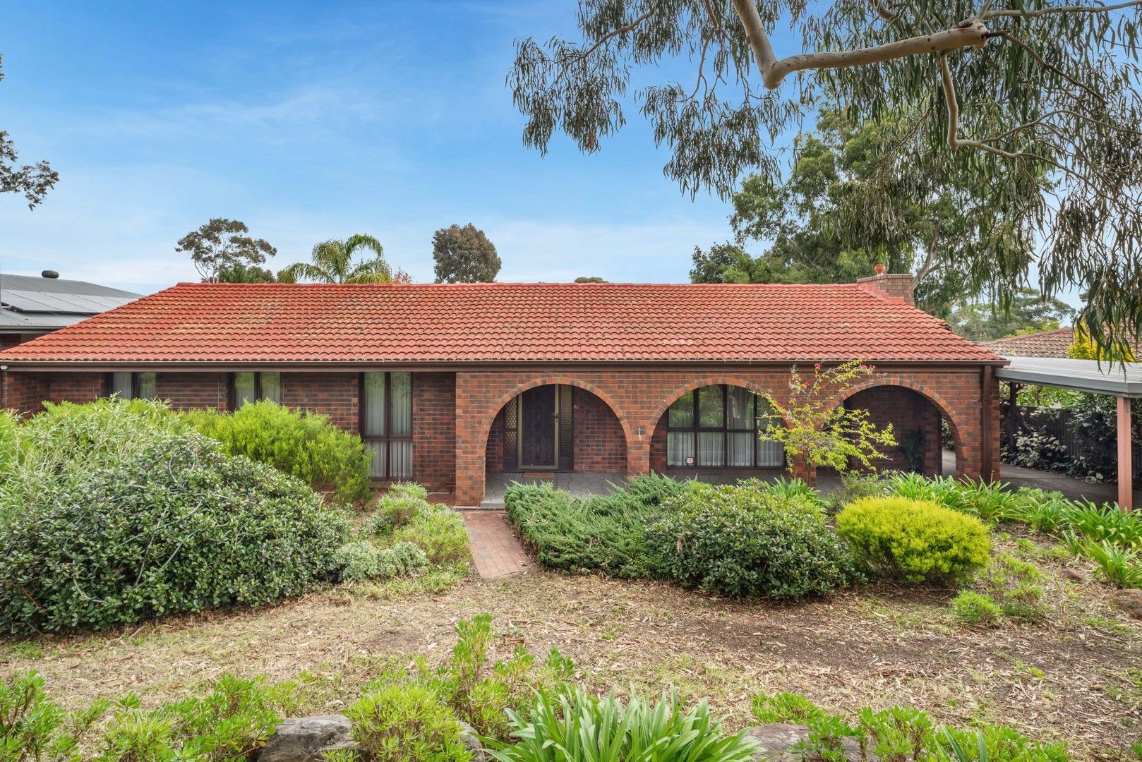 30 Oakridge Road, Aberfoyle Park SA 5159, Image 0