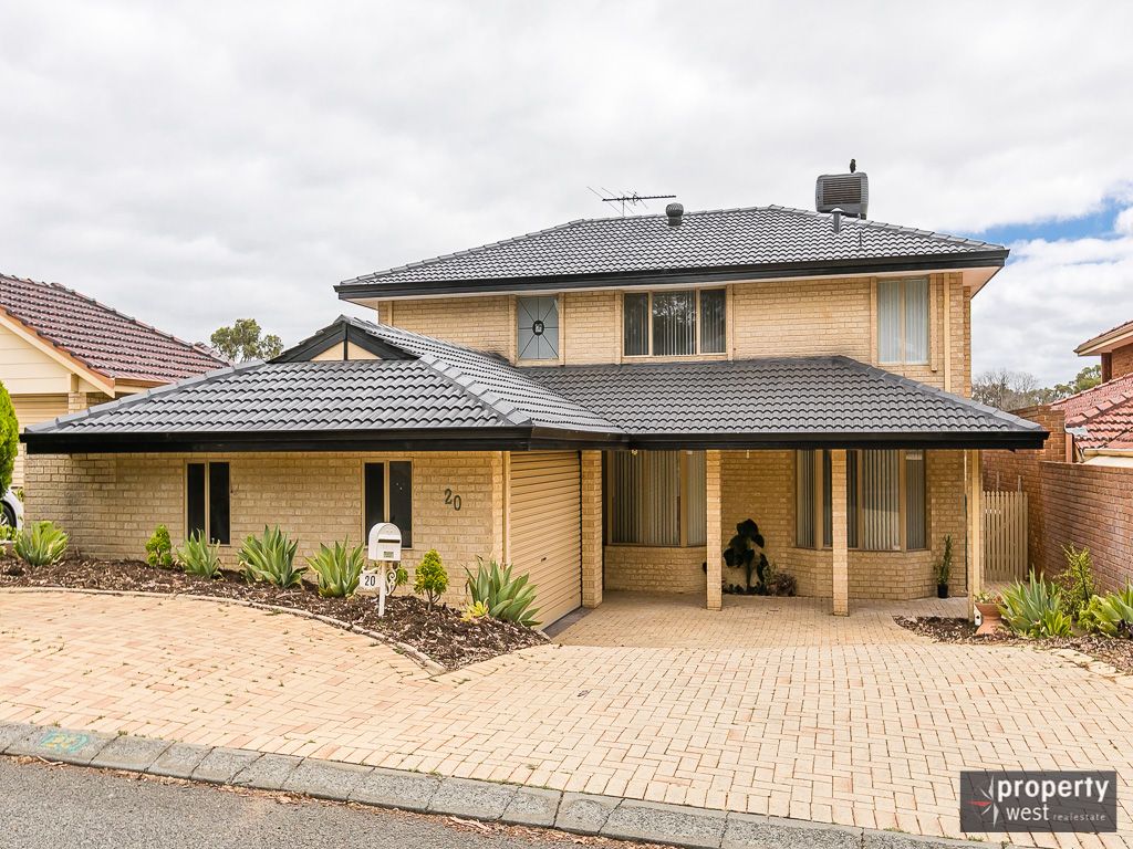 4 bedrooms House in 20 Kingston Heath Court CONNOLLY WA, 6027