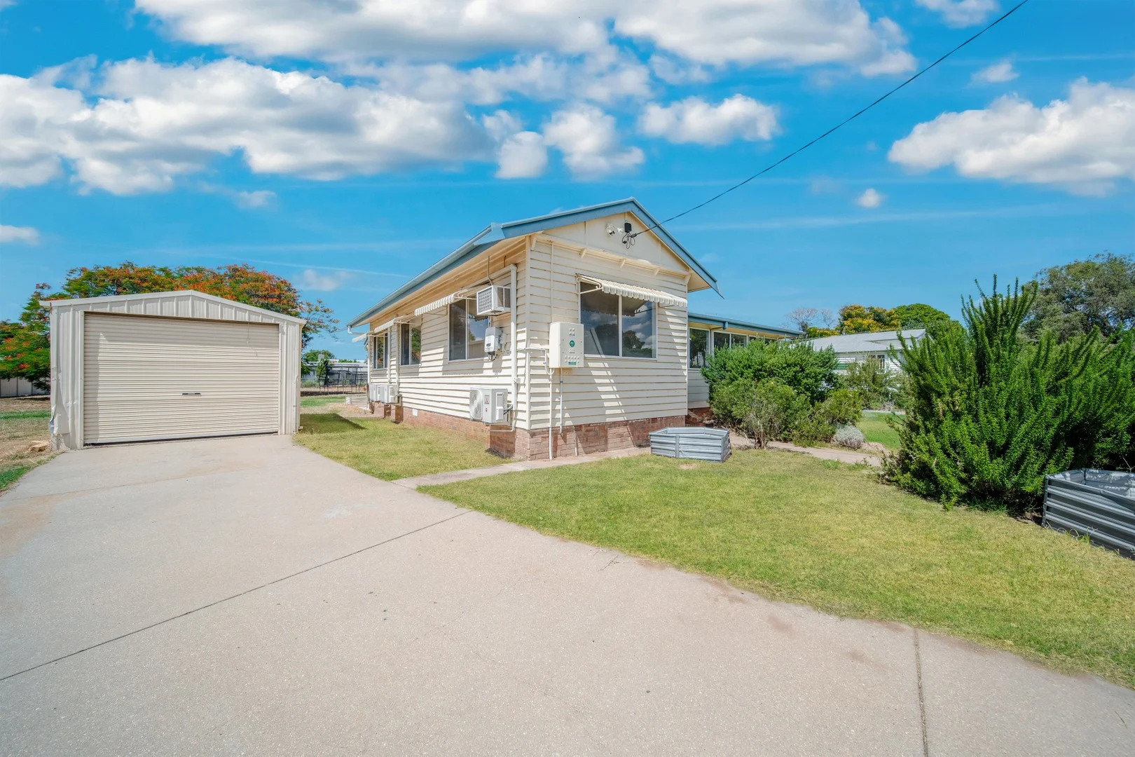 28 Theresa Street, Emerald QLD 4720