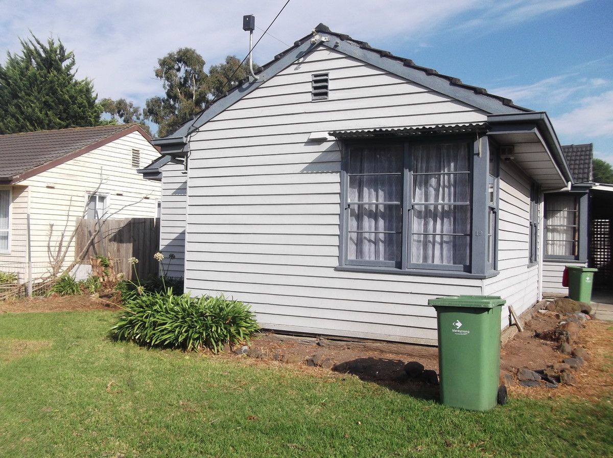 19 Moama Street, Braybrook VIC 3019 House For Rent 340 Domain