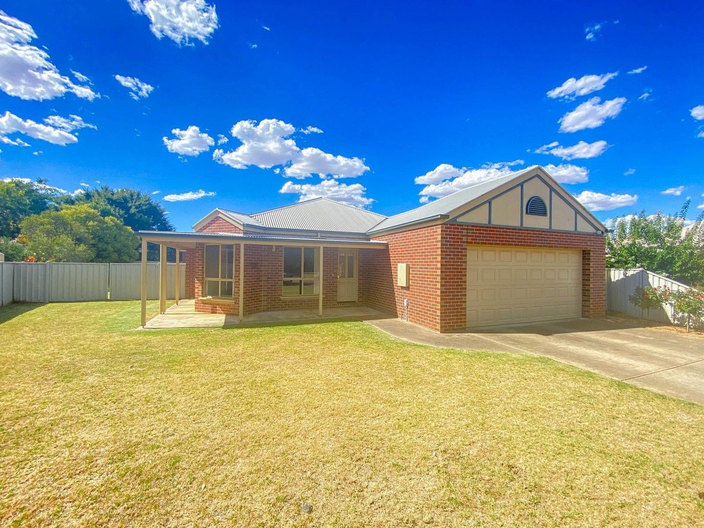 3 bedrooms House in 1 Stewart Court TONGALA VIC, 3621