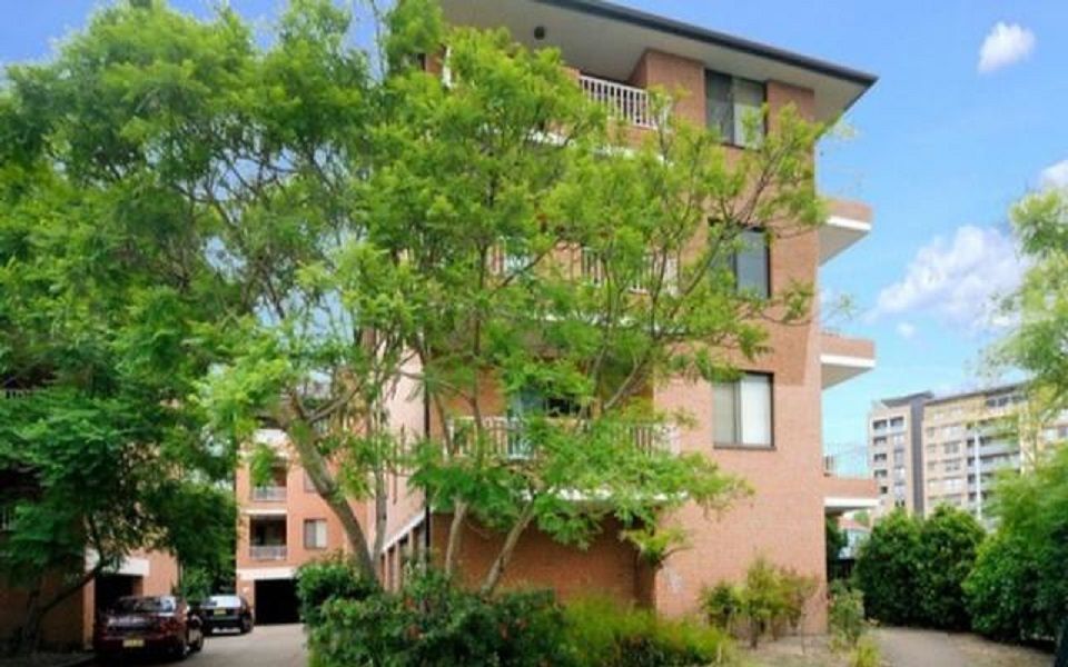 3 bedrooms Apartment / Unit / Flat in 12/1-5 Pearl St HURSTVILLE NSW, 2220