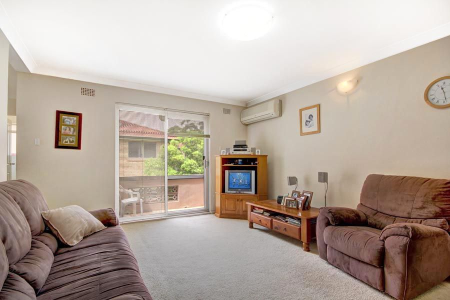 9/32 Dryden Street, Campsie NSW 2194, Image 1