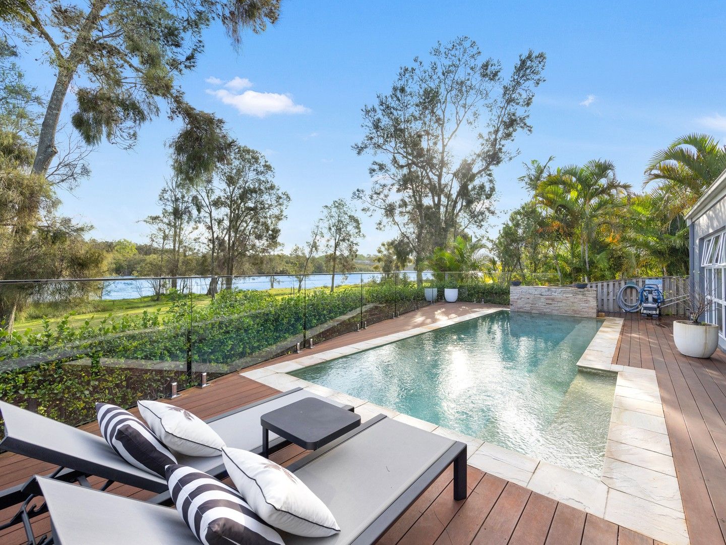 4 bedrooms House in 25 Brindabella Close COOMERA WATERS QLD, 4209