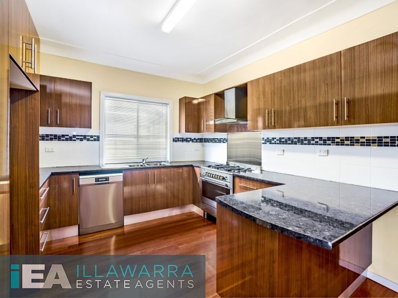 26 Addison Avenue, Lake Illawarra NSW 2528, Image 2