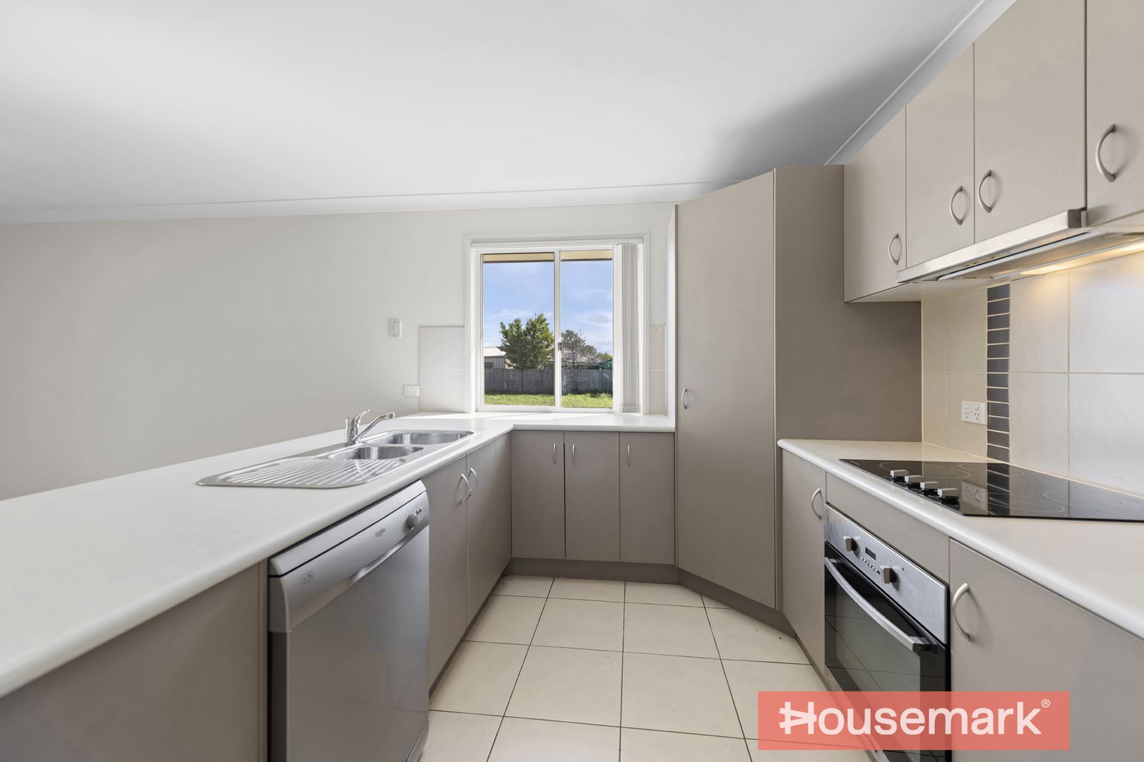 62 Sandpiper Drive, Lowood QLD 4311 House For Rent 500 Domain