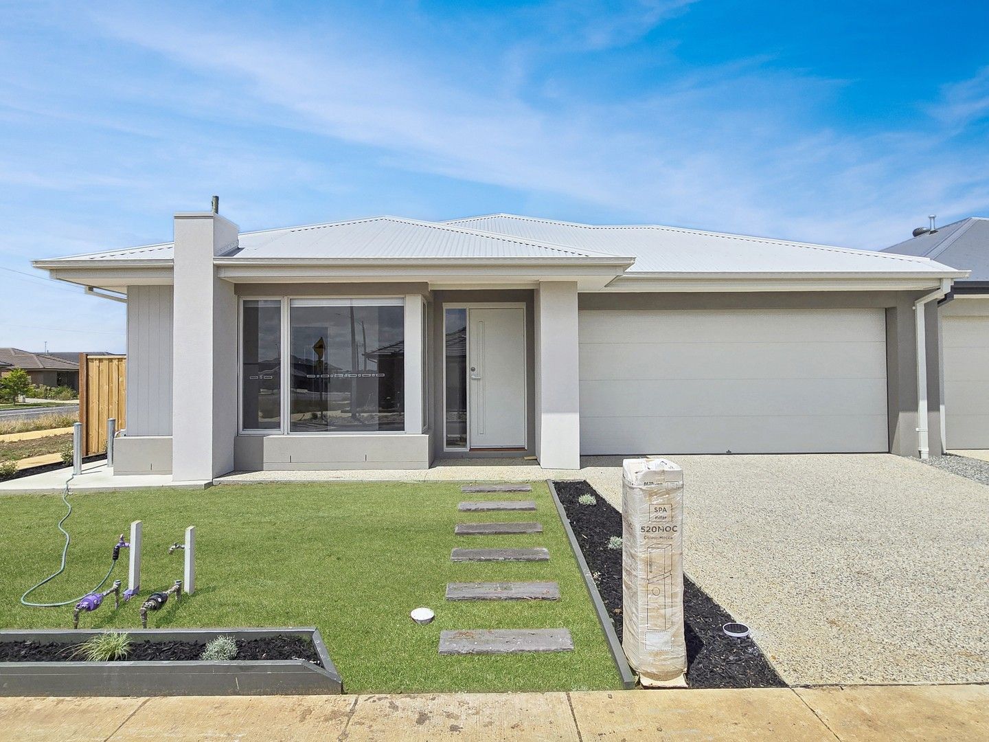 4 bedrooms House in 1 Anpensu Avenue MOUNT DUNEED VIC, 3217