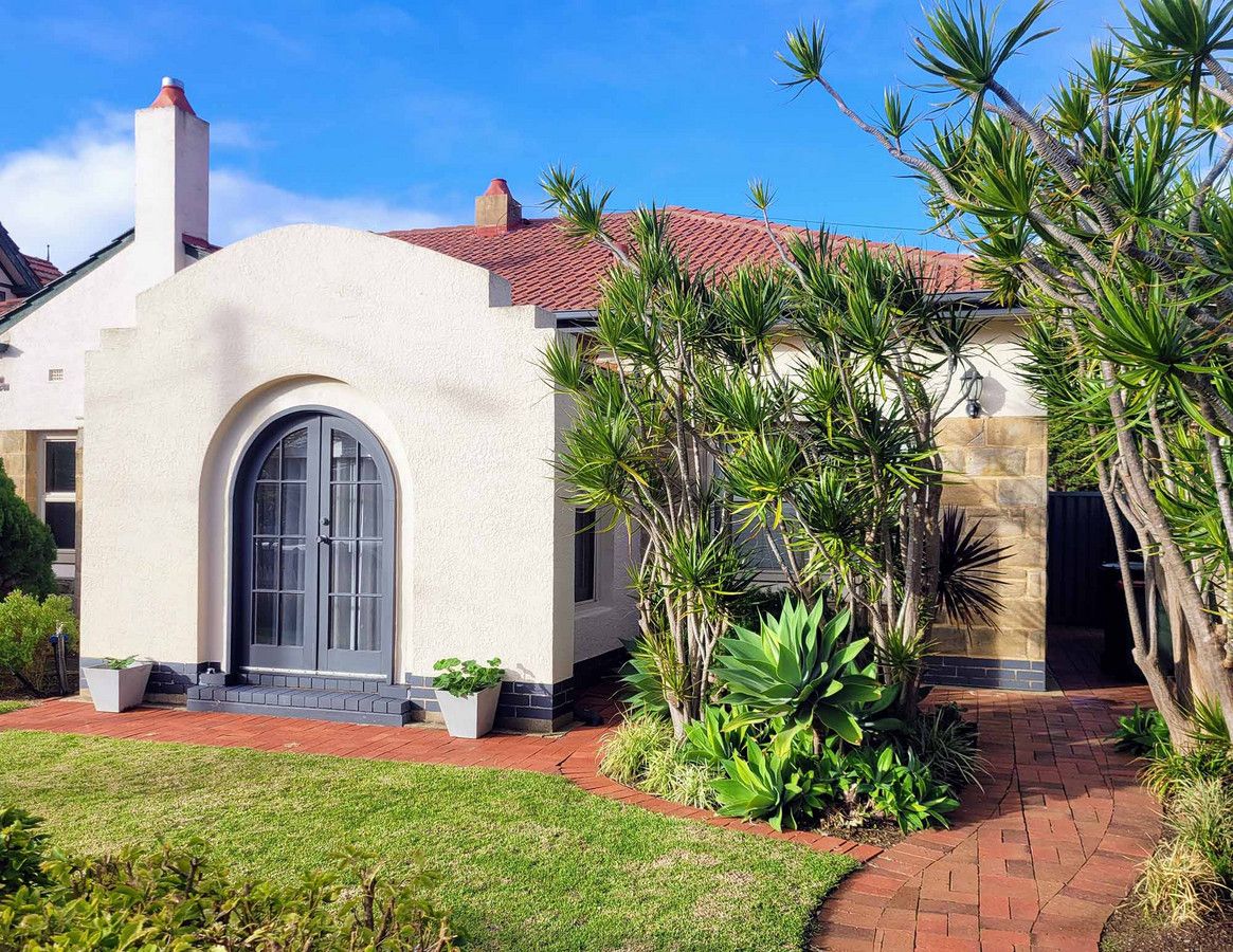 2 bedrooms House in 81 Tarlton Street SOMERTON PARK SA, 5044