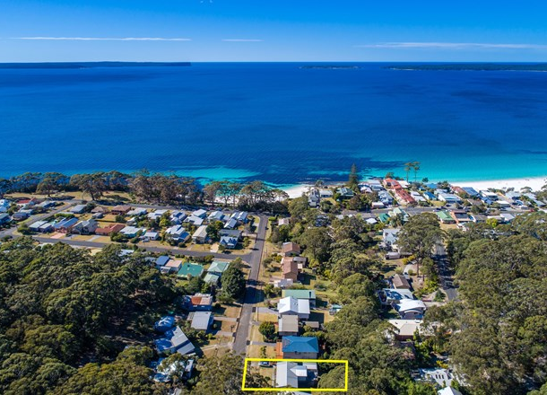 22 Hyam Road, Hyams Beach NSW 2540