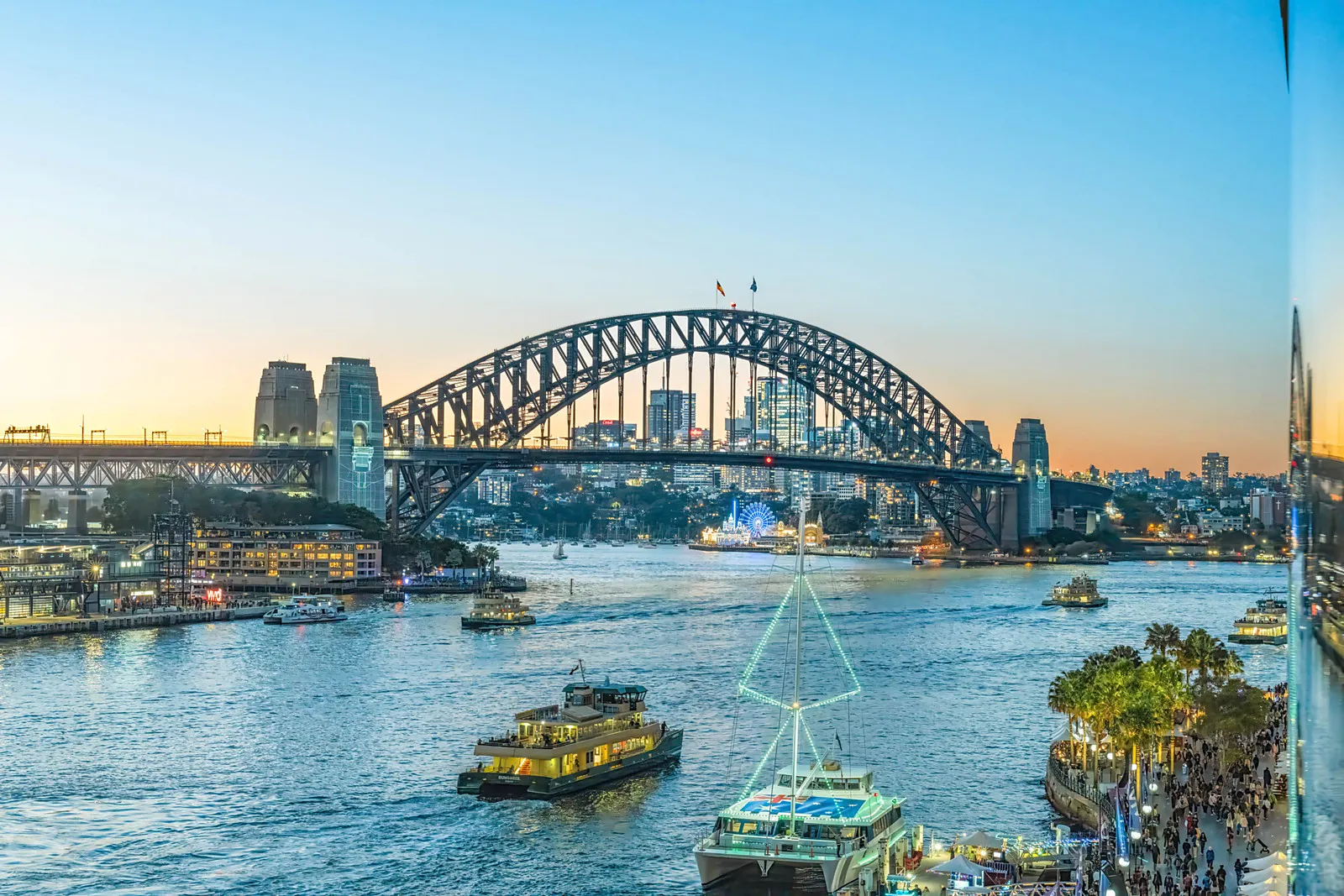 Apartment in Sydney, Quay Quarter