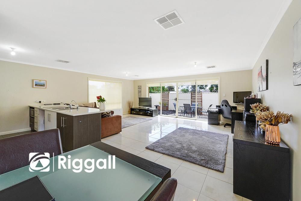 30b Warren Road, Para Hills West SA 5096, Image 2