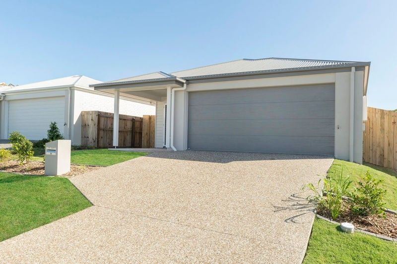 4 bedrooms House in 64 Anne Street PARK RIDGE QLD, 4125