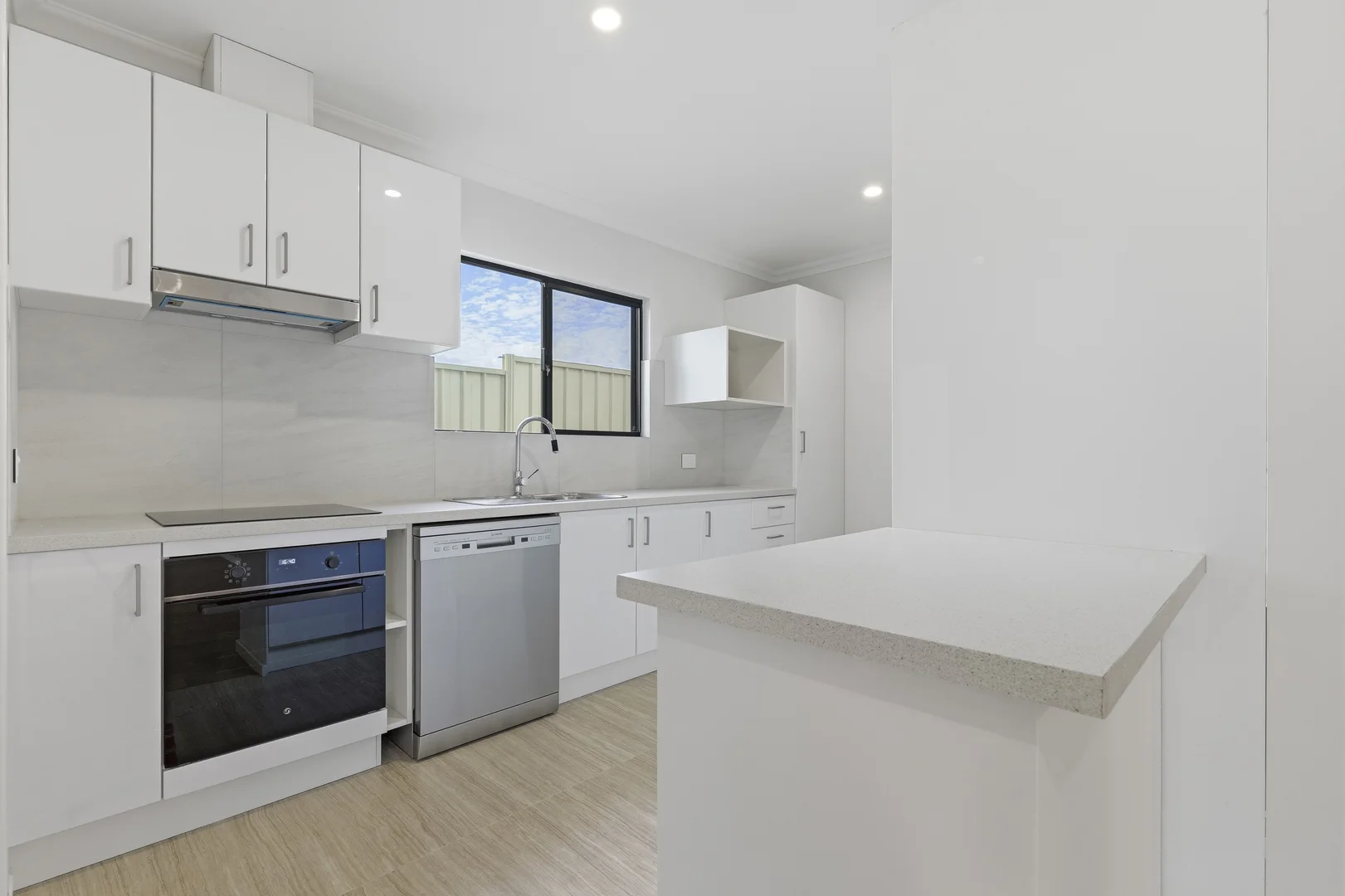 Additional image 5 of 213a Shepperton Rd, East Victoria Park WA 6101