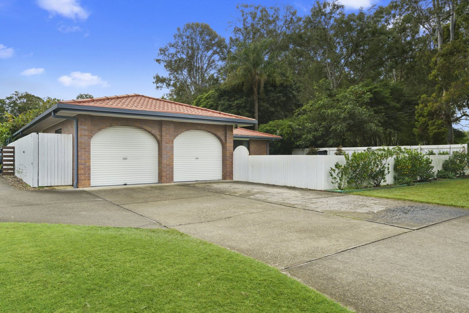 1/1 Ulster Drive, Bellmere QLD 4510, Image 2