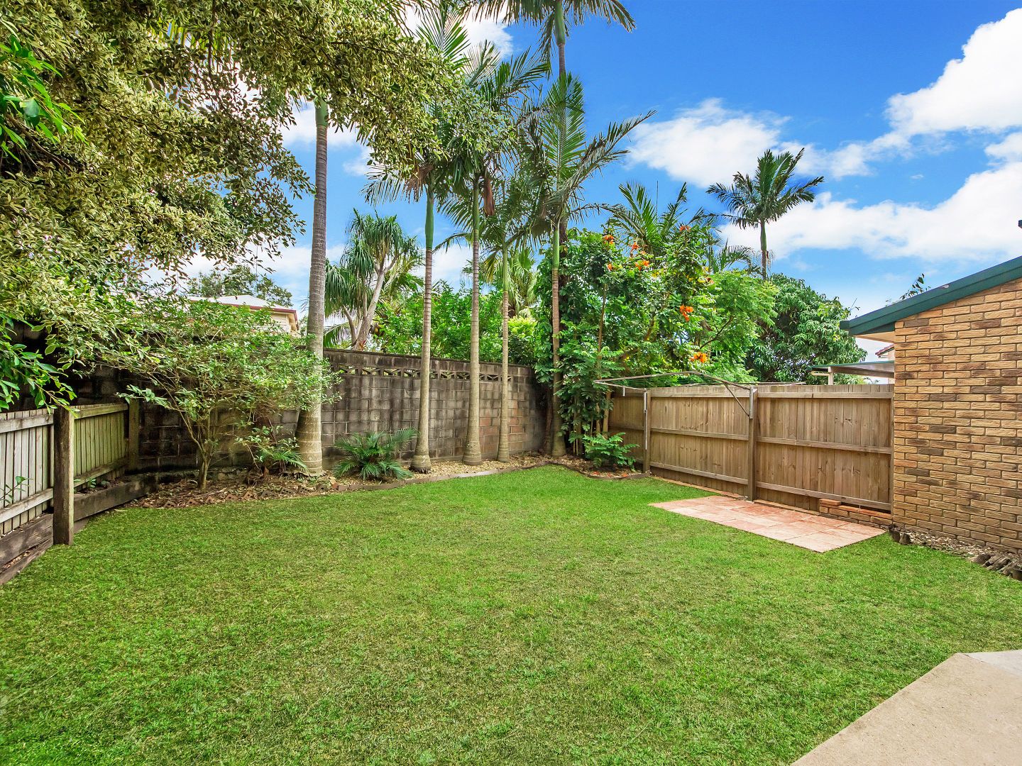 1/8 West King Street, Southport QLD 4215, Image 2