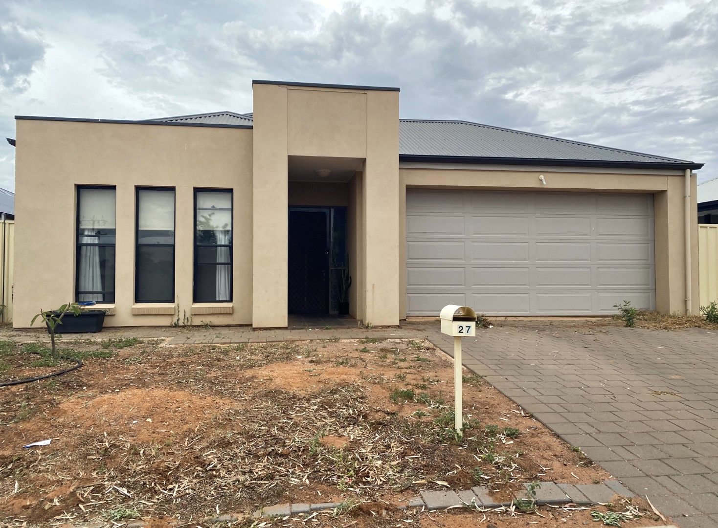 27 Phillips Street, Whyalla Stuart SA 5608, Image 0