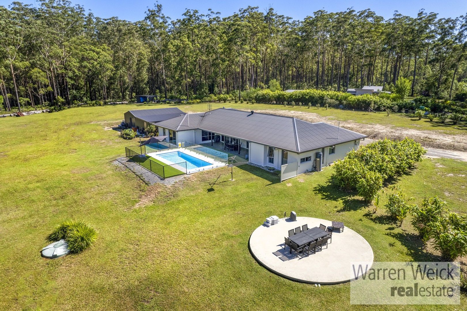 4 bedrooms Rural in 17 Koala Close VALLA NSW, 2448