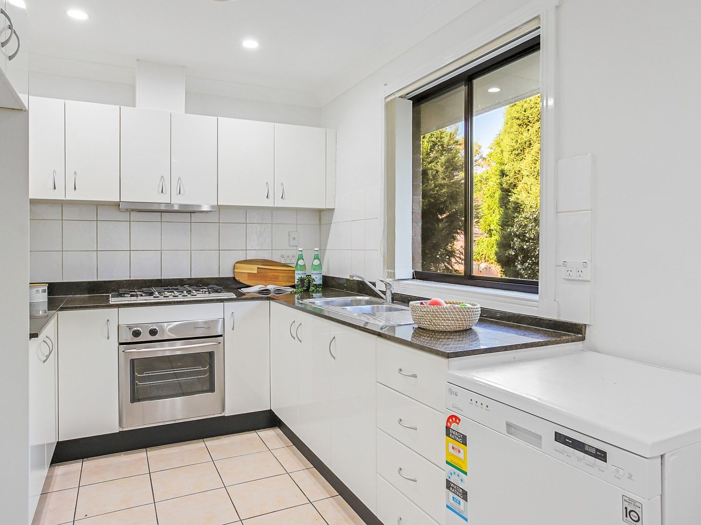 3 bedrooms Villa in 7/6-8 Ettalong Road GREYSTANES NSW, 2145
