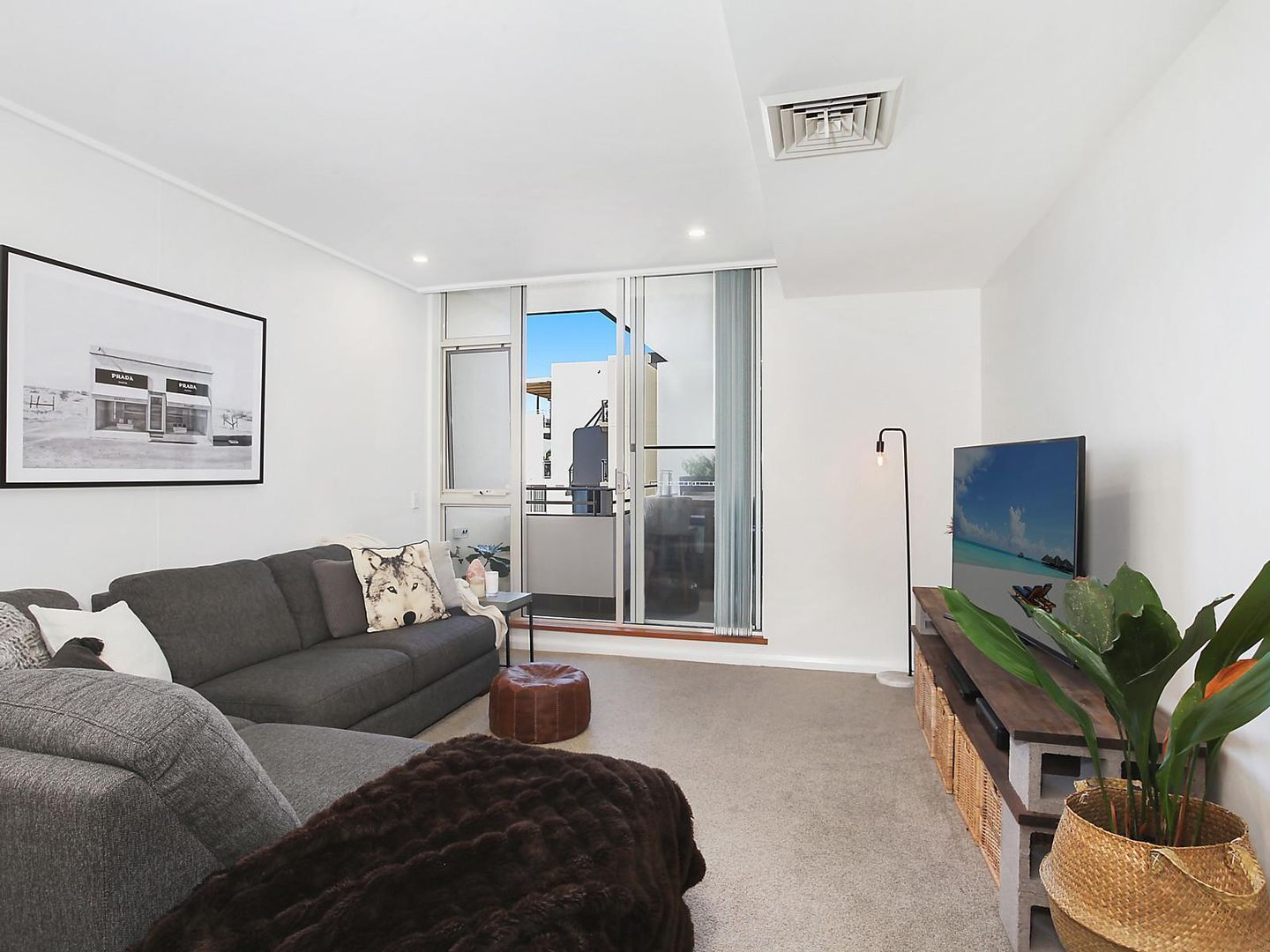 641/2 The Crescent, Wentworth Point NSW 2127, Image 1