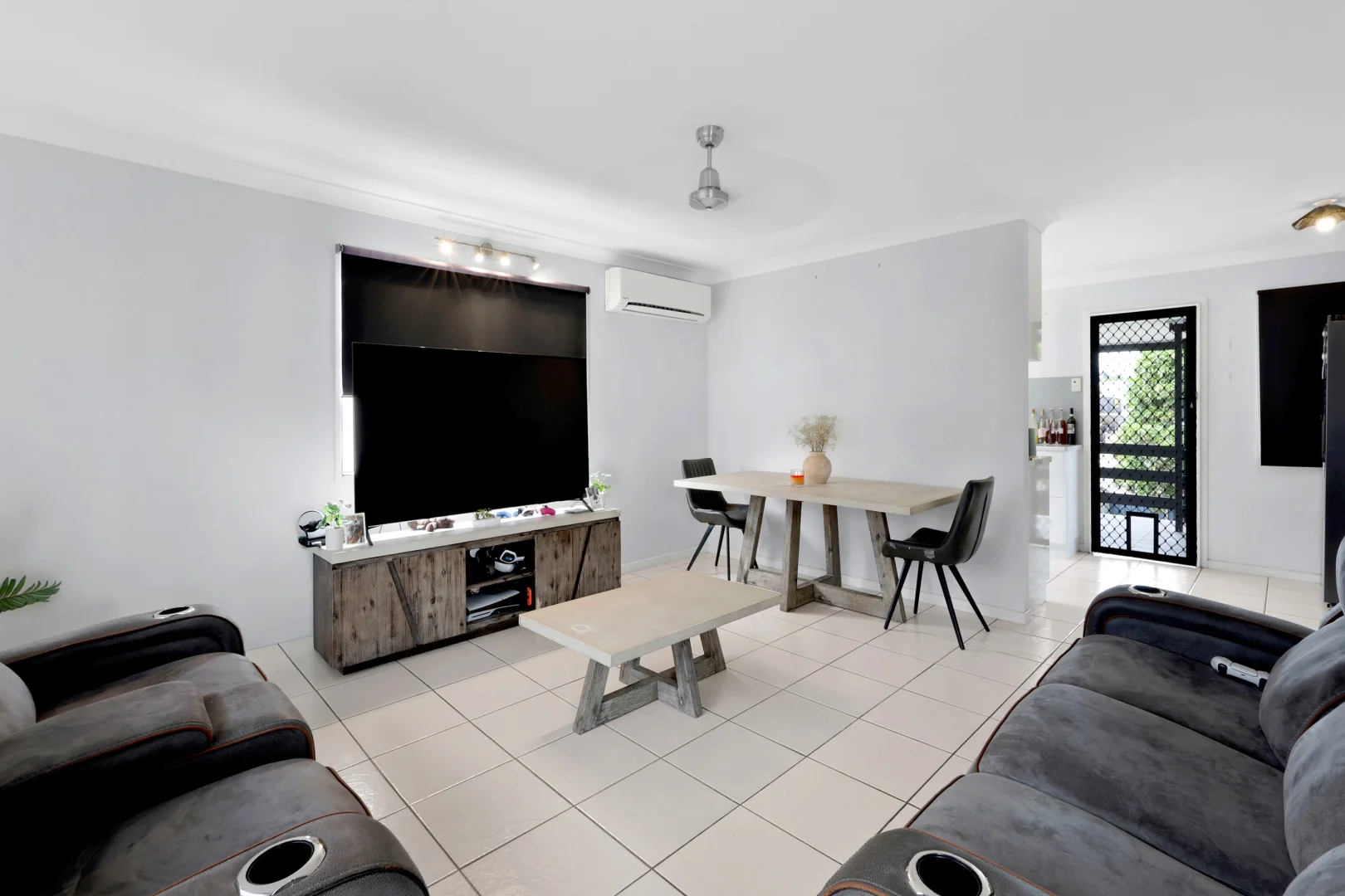 Additional image 6 of 4 Macquarie Street, Mount Pleasant QLD 4740