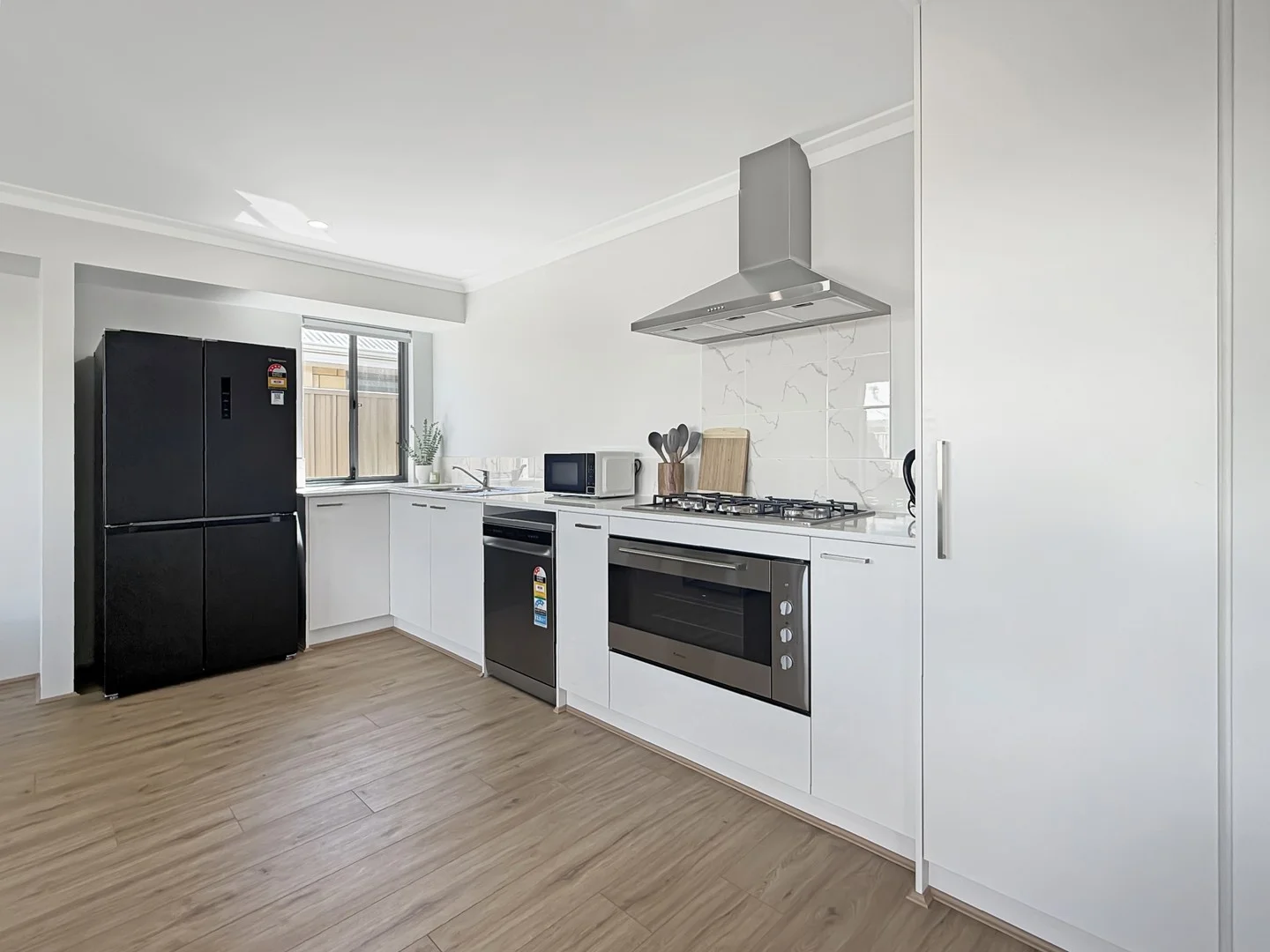 room 1/30 Sunglow Street, Karnup WA 6176