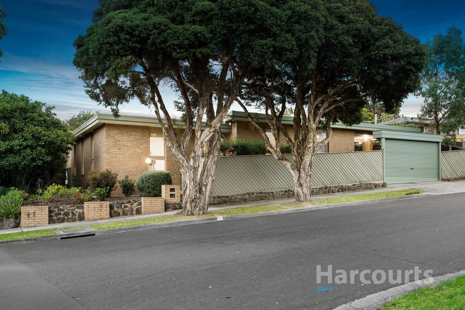 4 bedrooms House in 30 Mariemont Avenue WANTIRNA VIC, 3152