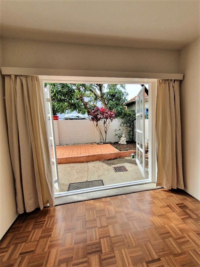1 bedrooms Apartment / Unit / Flat in 1/64 Upper Pitt Street KIRRIBILLI NSW, 2061