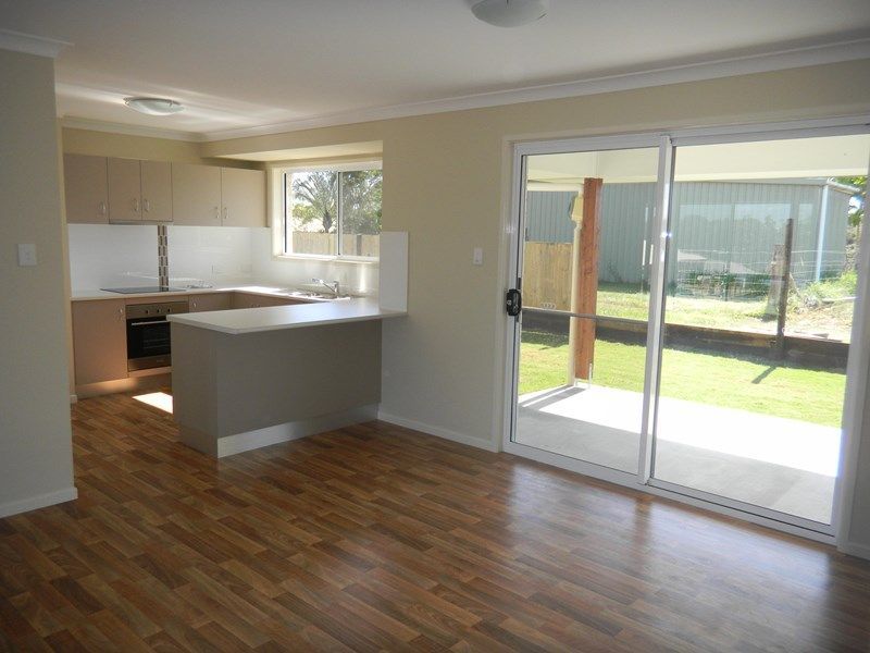 4 bedrooms House in 20 Directors Circuit JONES HILL QLD, 4570