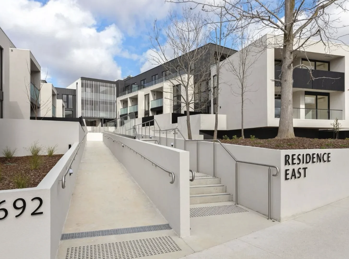 G03/692 Whitehorse Road, Mont Albert VIC 3127