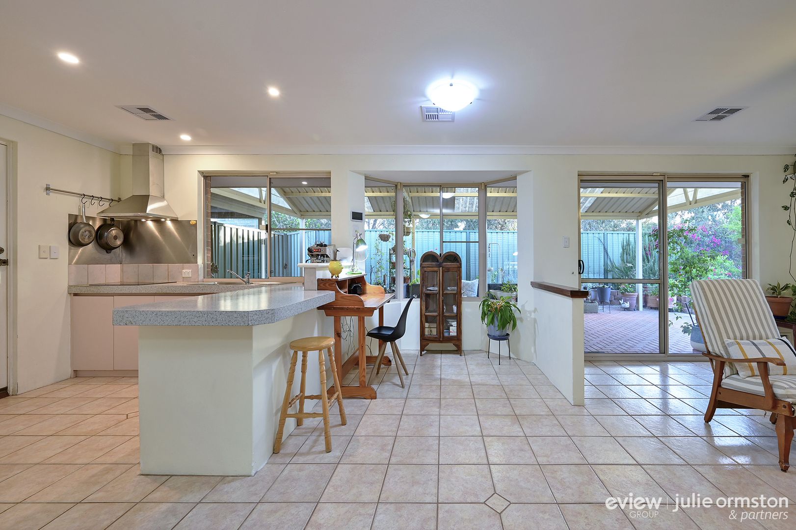 14 Woodlupine Rise, Woodvale WA 6026, Image 1