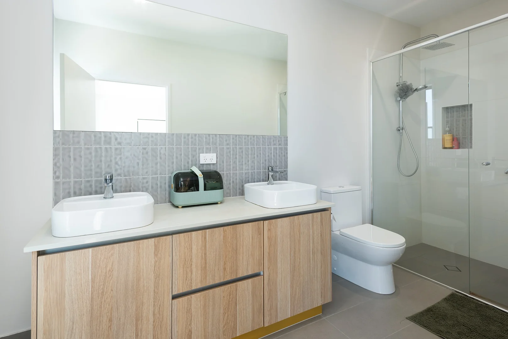 Additional image 9 of 22/1 Lake Serenity Boulevard, Helensvale QLD 4212