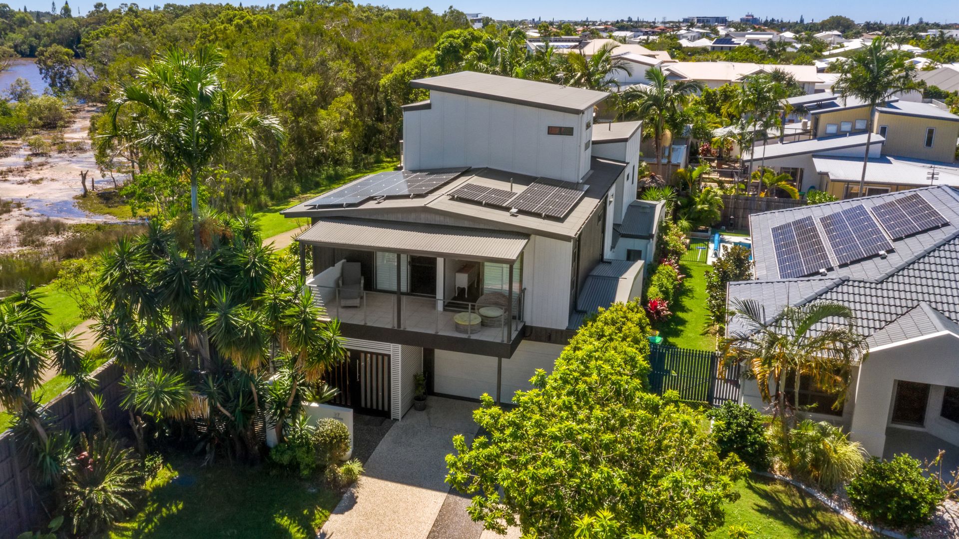 27 Whitsunday Street, Kawana Island QLD 4575, Image 1