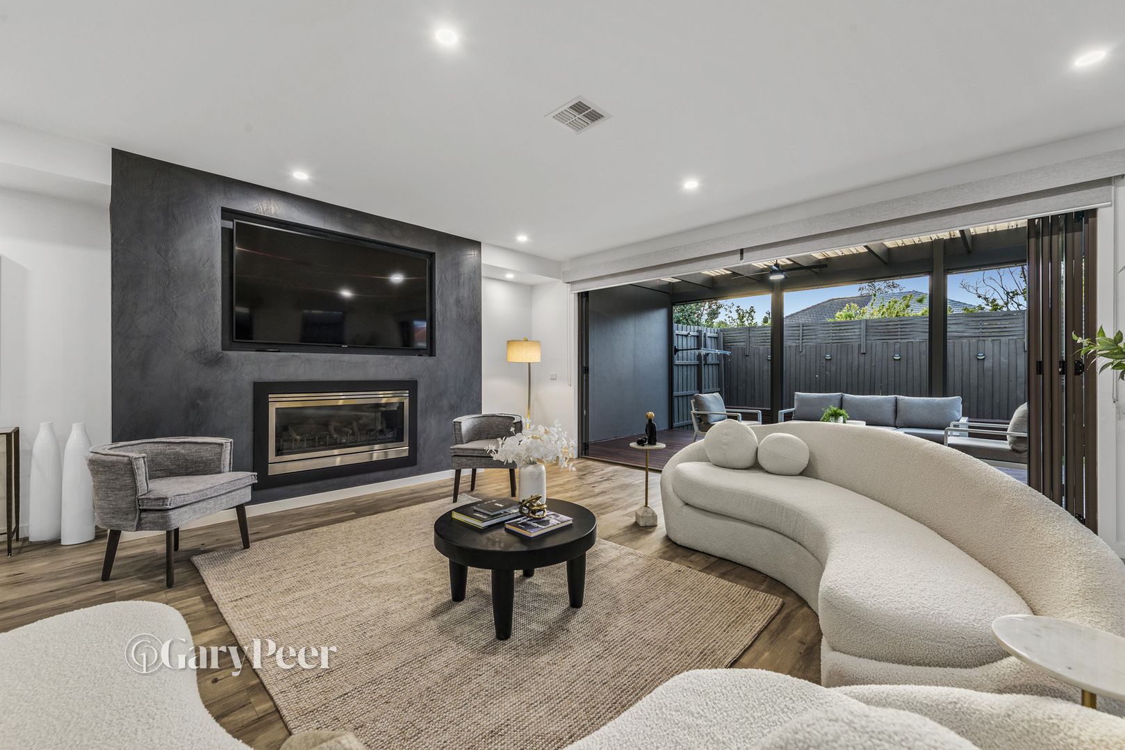 12A Second Avenue, Murrumbeena VIC 3163, Image 2